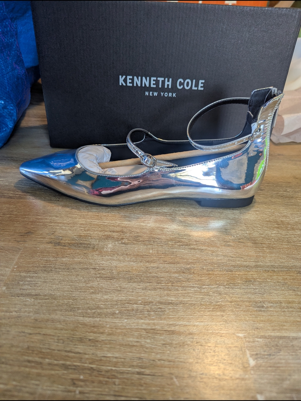 Kenneth Cole Women's Silver Pointed-Toe Mary Jane Flats - Picture 3 of 10